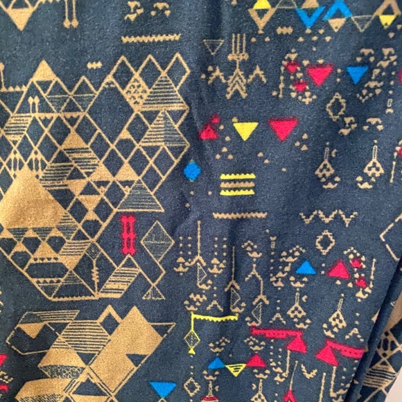 TC lularoe leggings-new - Picture 2 of 3